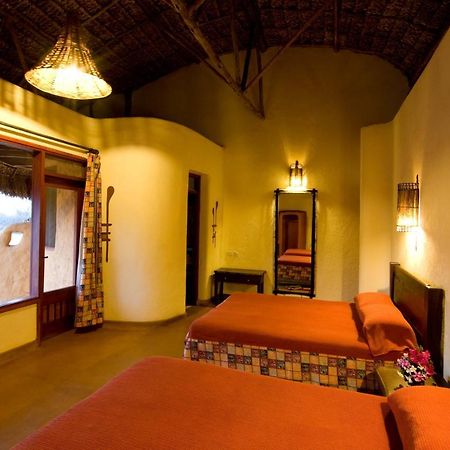 Samburu Sopa Lodge Archers Post Екстериор снимка