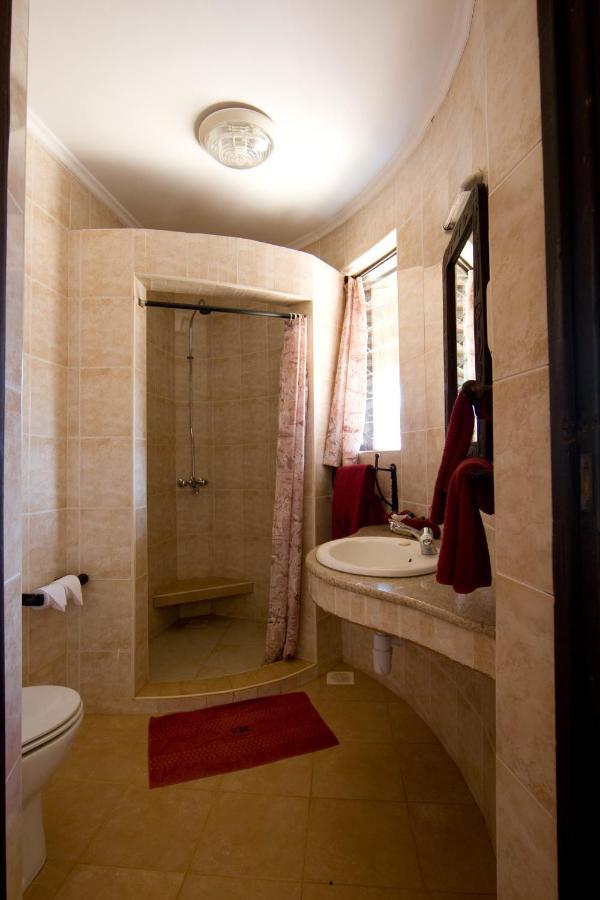 Samburu Sopa Lodge Archers Post Екстериор снимка