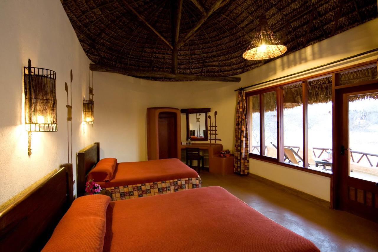 Samburu Sopa Lodge Archers Post Екстериор снимка