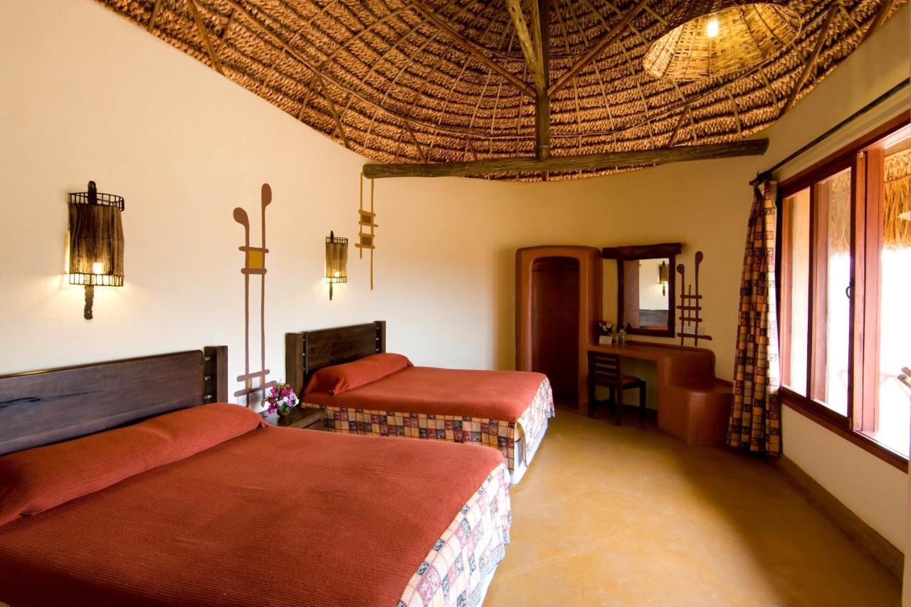 Samburu Sopa Lodge Archers Post Екстериор снимка